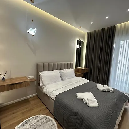 Modern Dajti Apartmán *